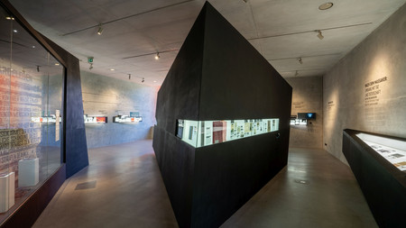 Einblick in die Dauerausstellung "Gardelegen 1945. Das Massaker und seine Nachwirkungen" - feierlich eröffnet im Herbst 2020